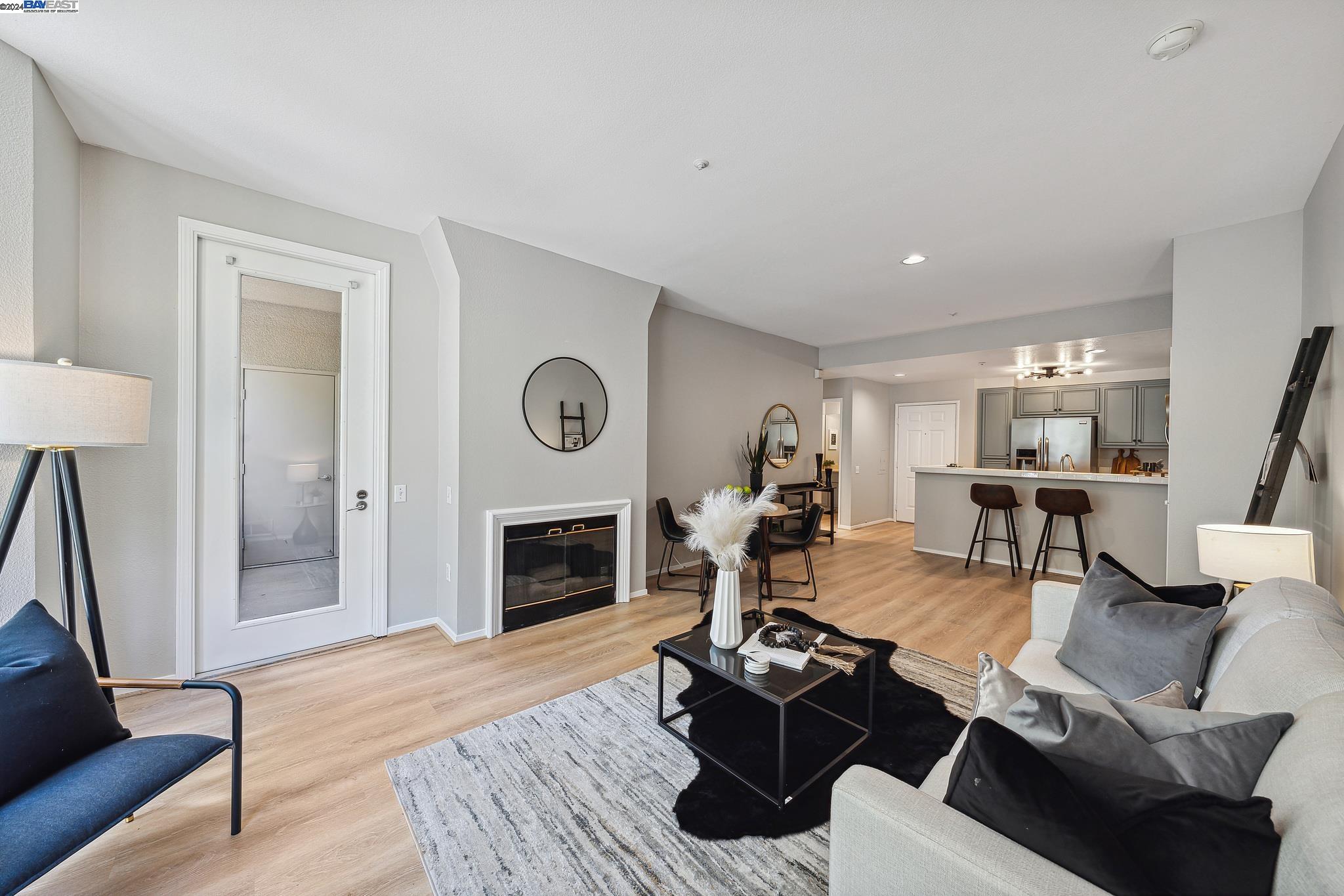 240 Caldecott Lane # 210