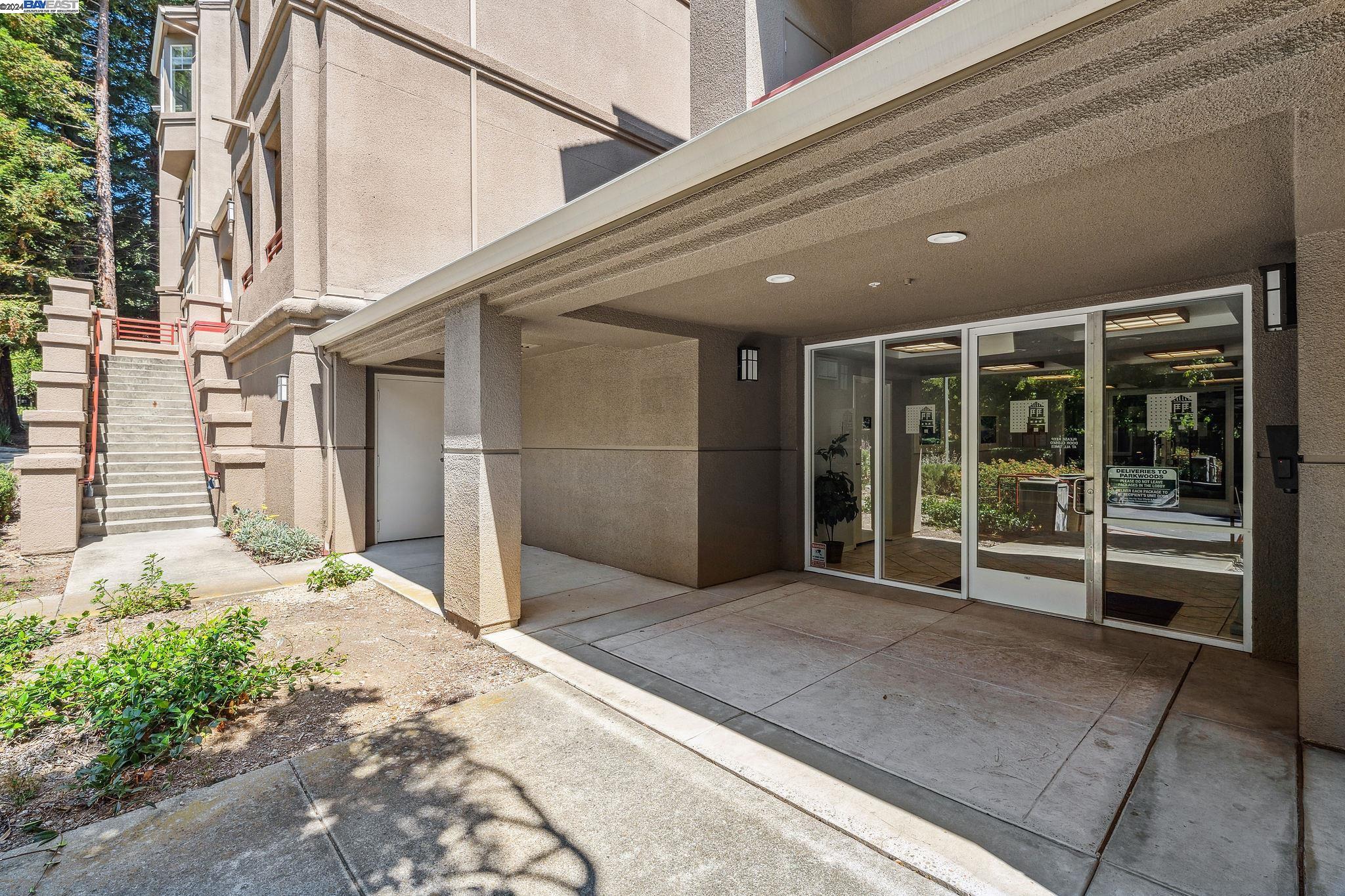 240 Caldecott Lane # 210