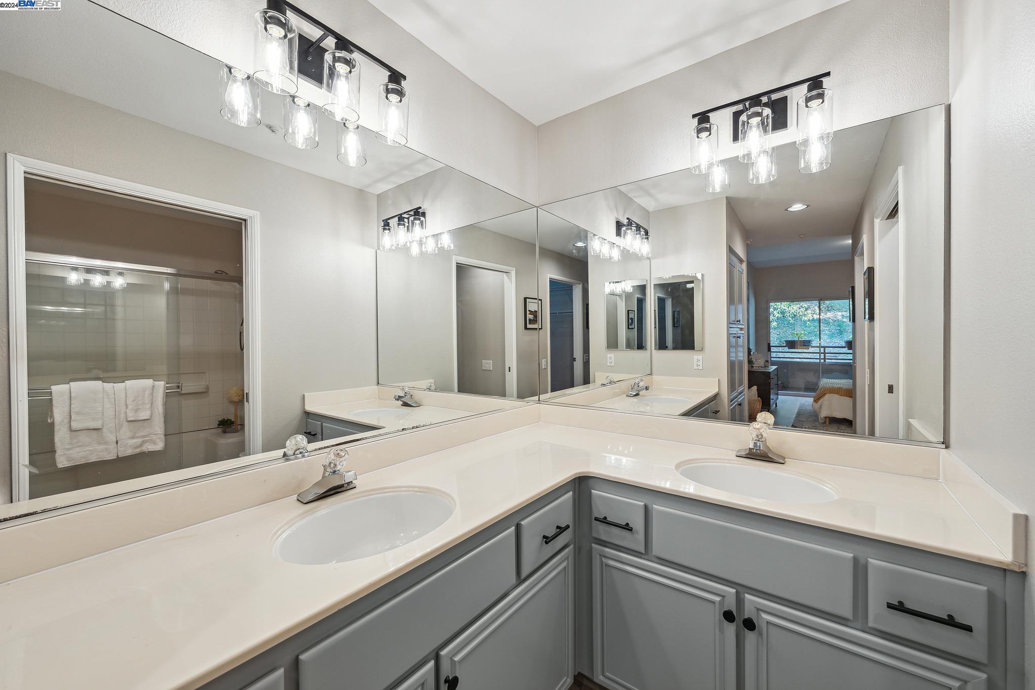 240 Caldecott Lane # 210