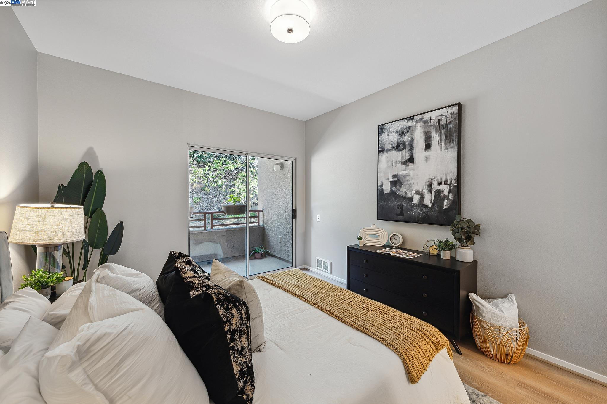 240 Caldecott Lane # 210