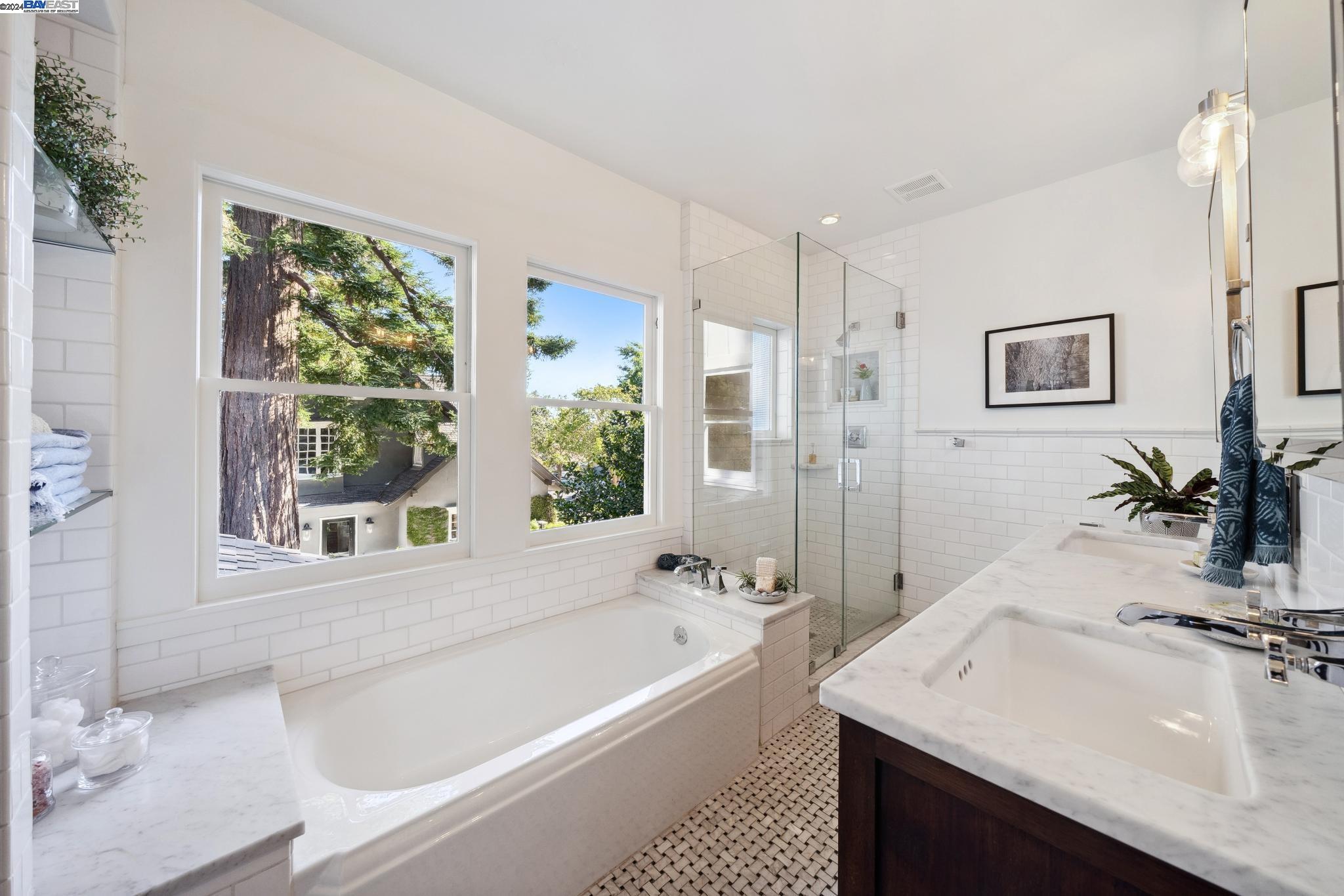 1232 Saint Charles St