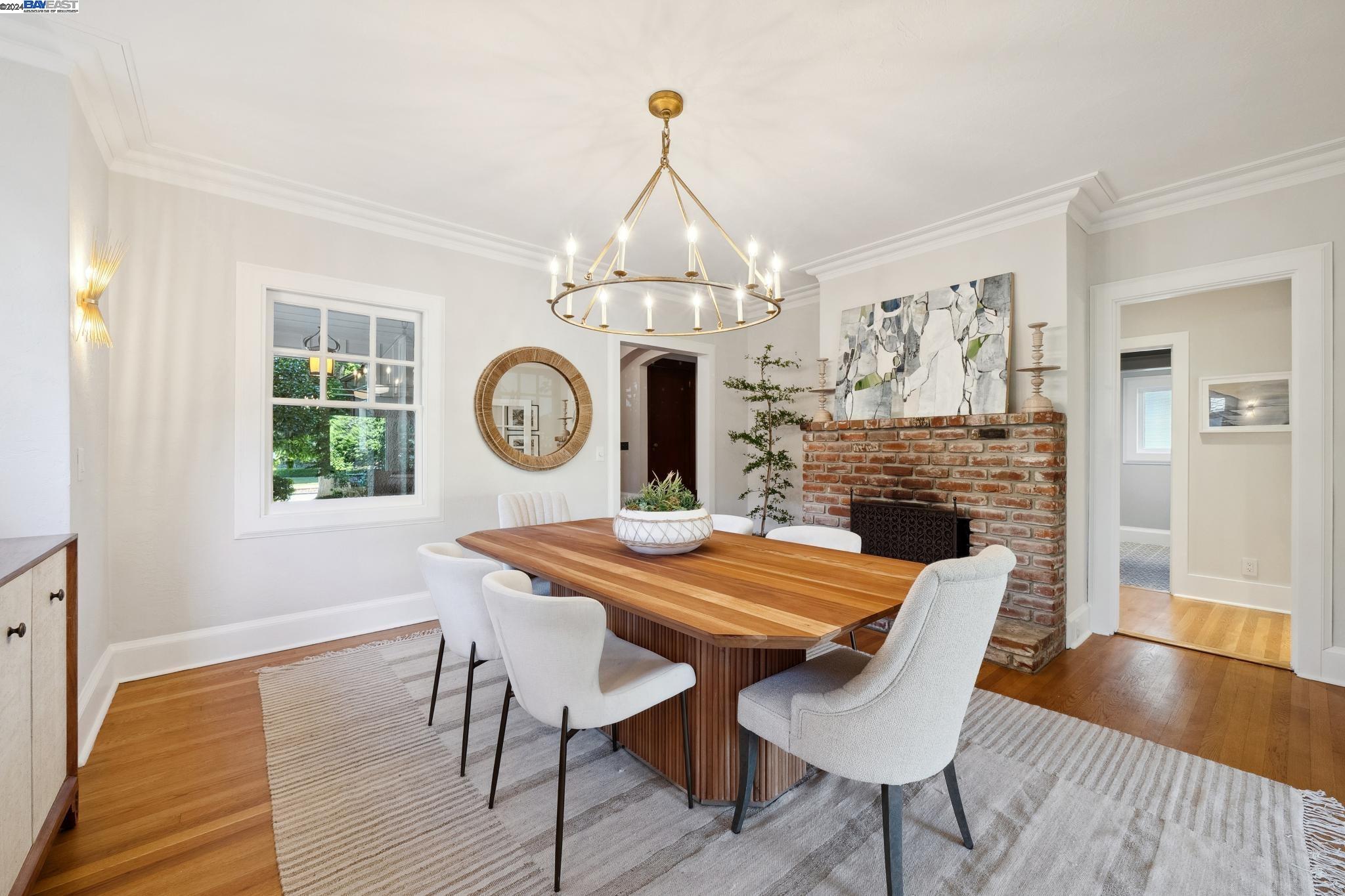 1232 Saint Charles St