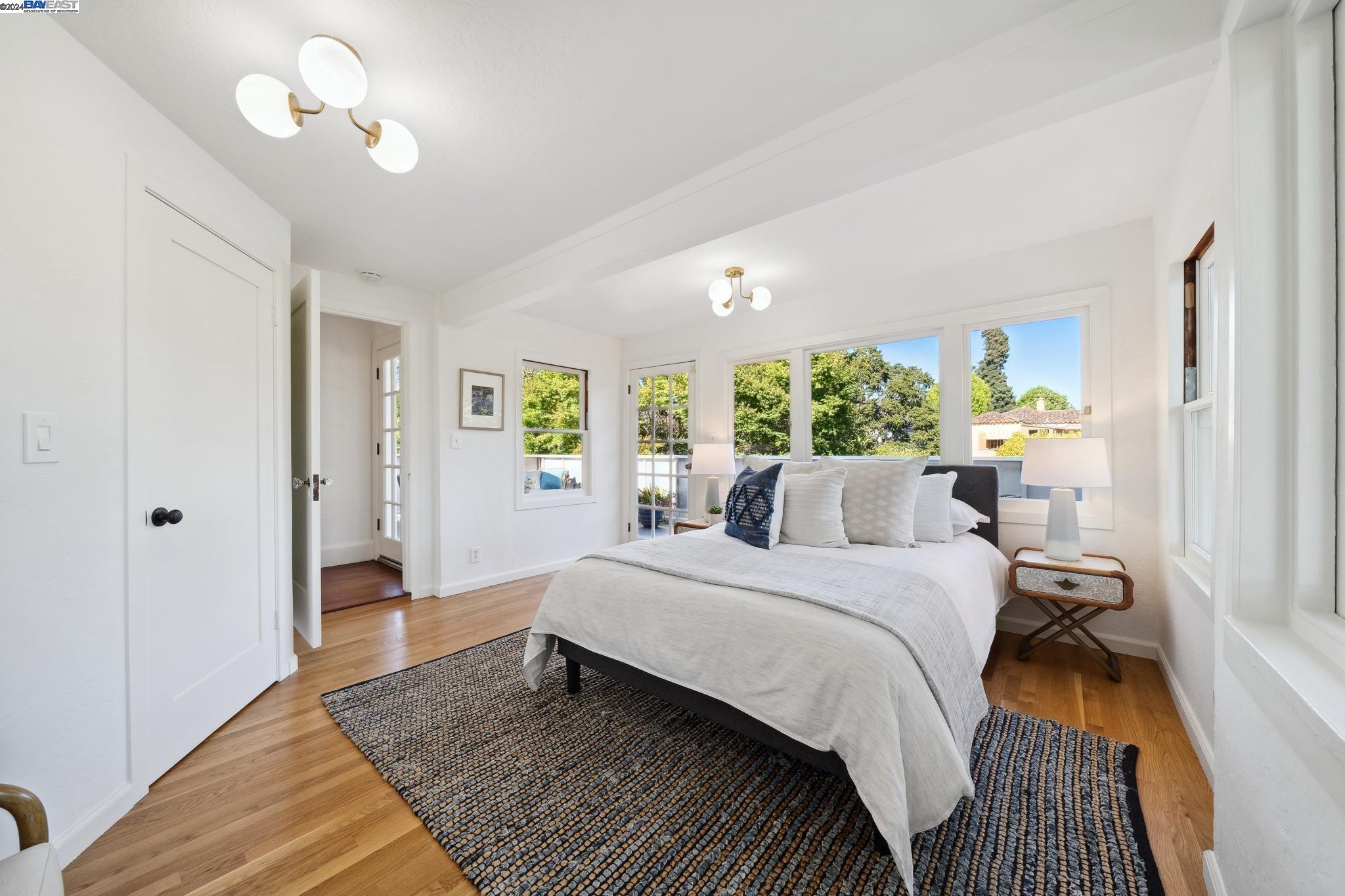 1232 Saint Charles St