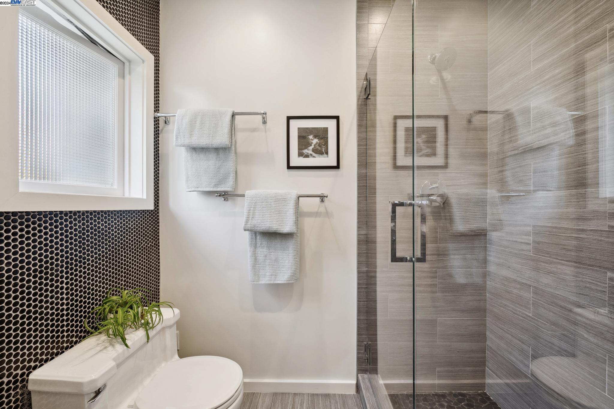 1232 Saint Charles St