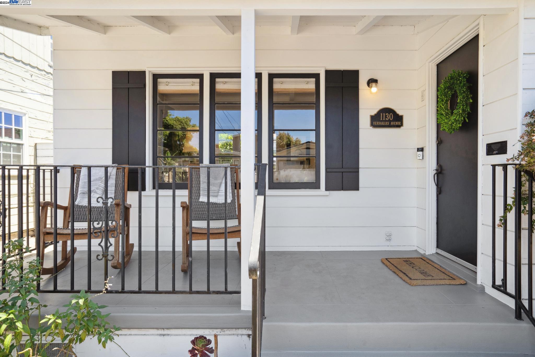 1130 Versailles Ave