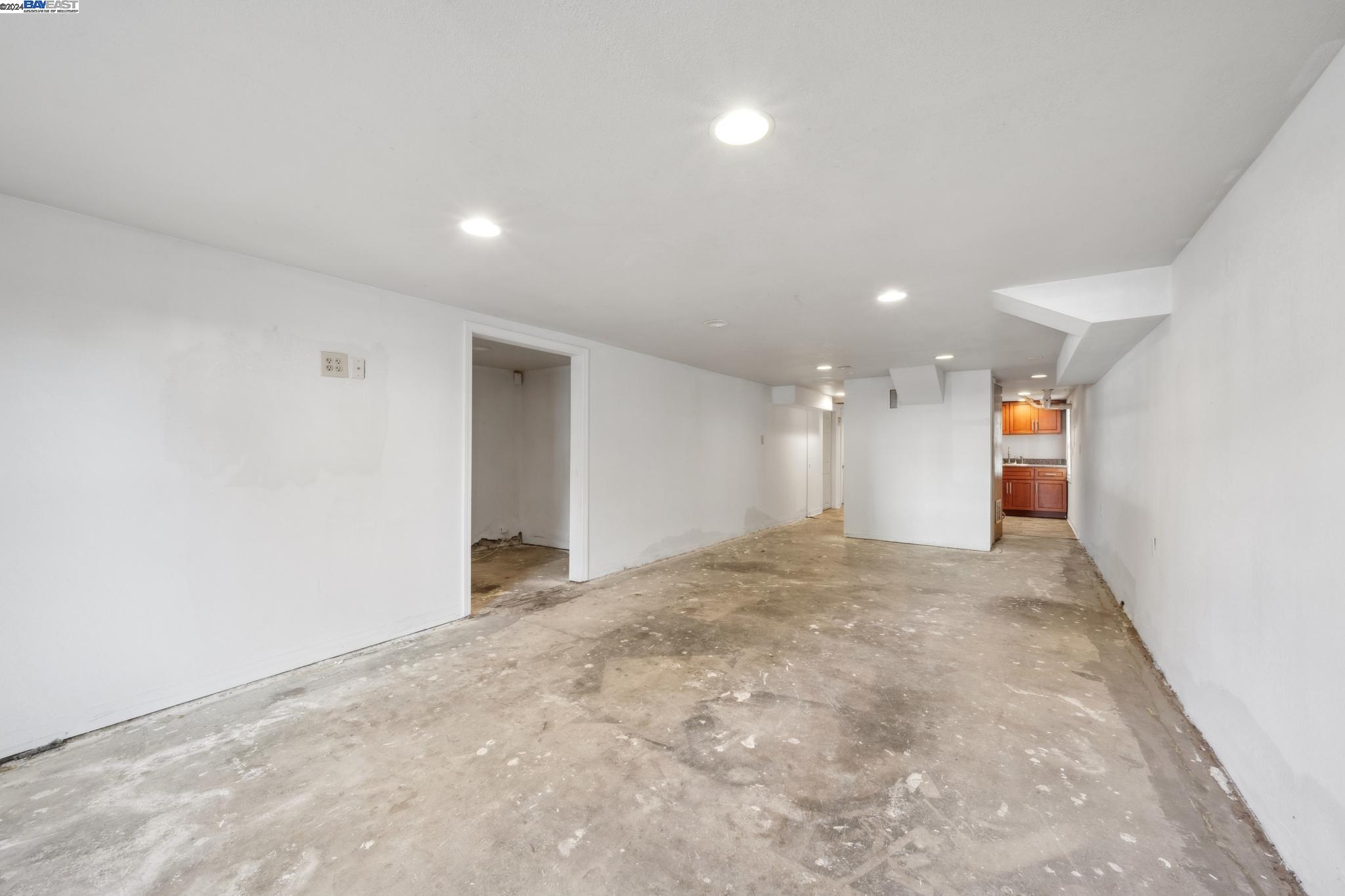 2064 San Antonio Ave