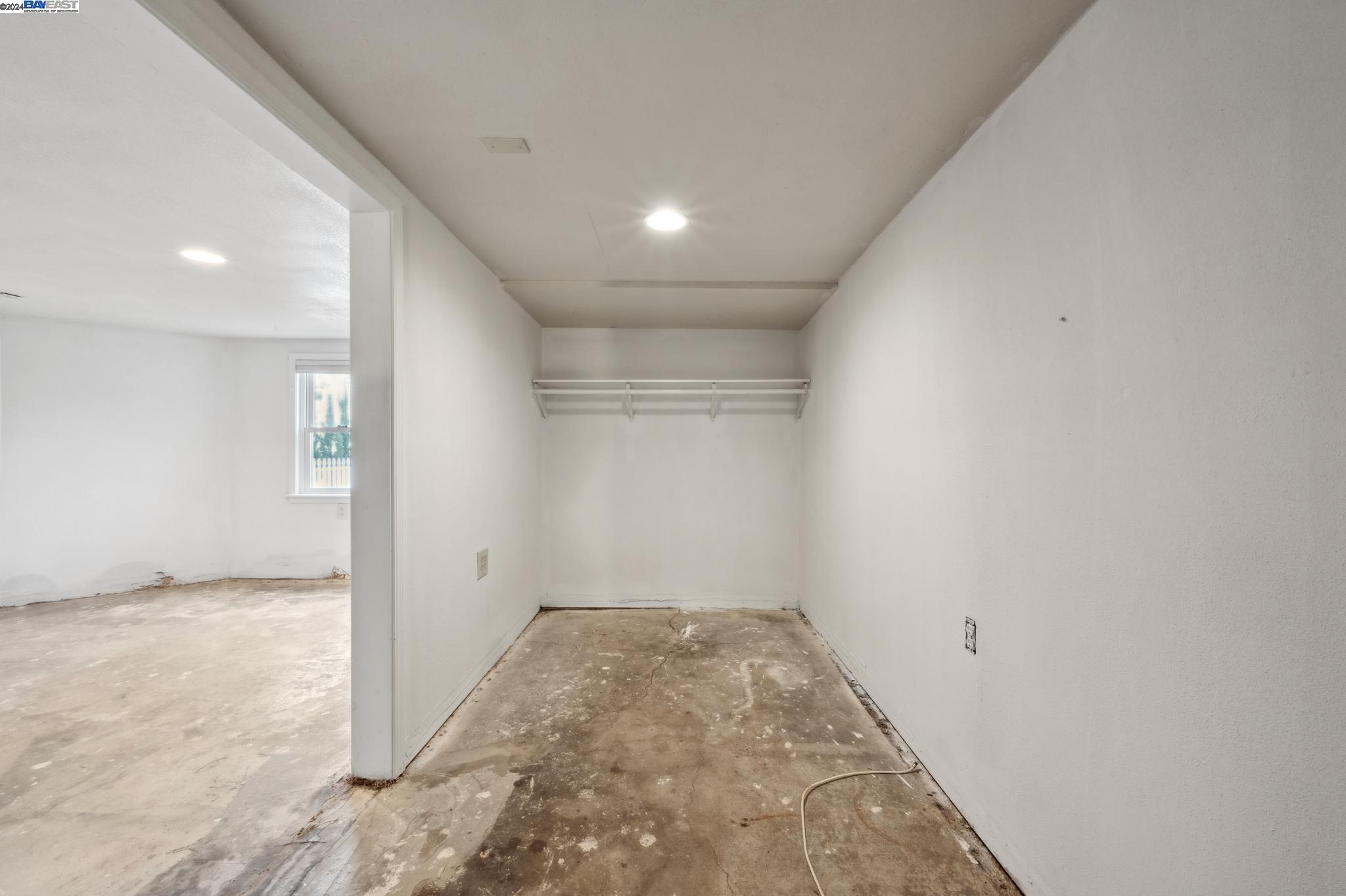 2064 San Antonio Ave