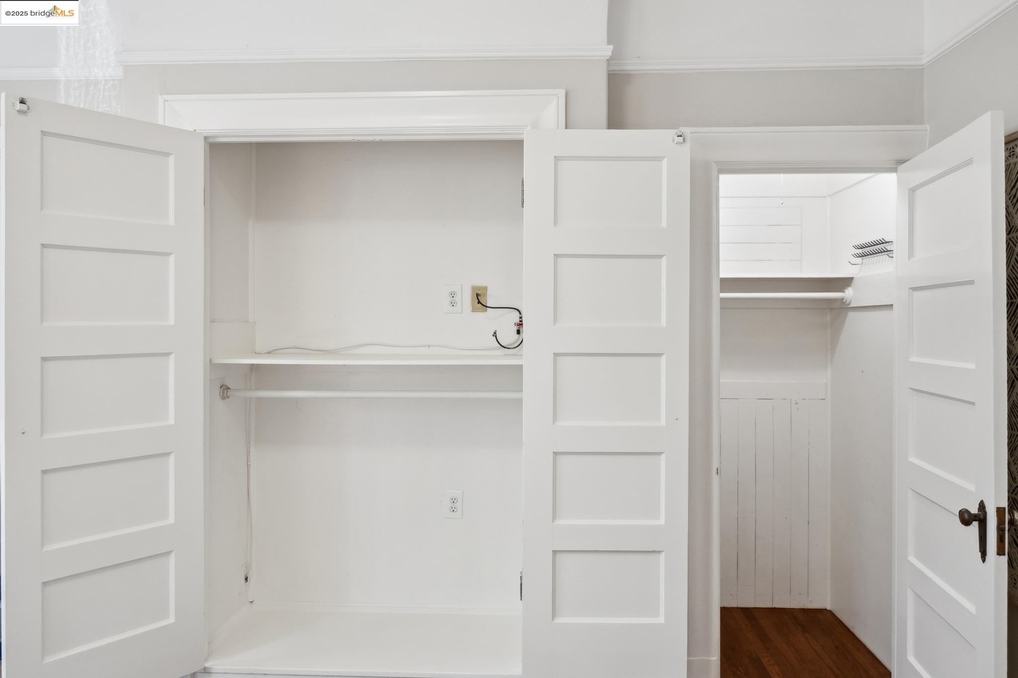 1042 Santa Clara Ave