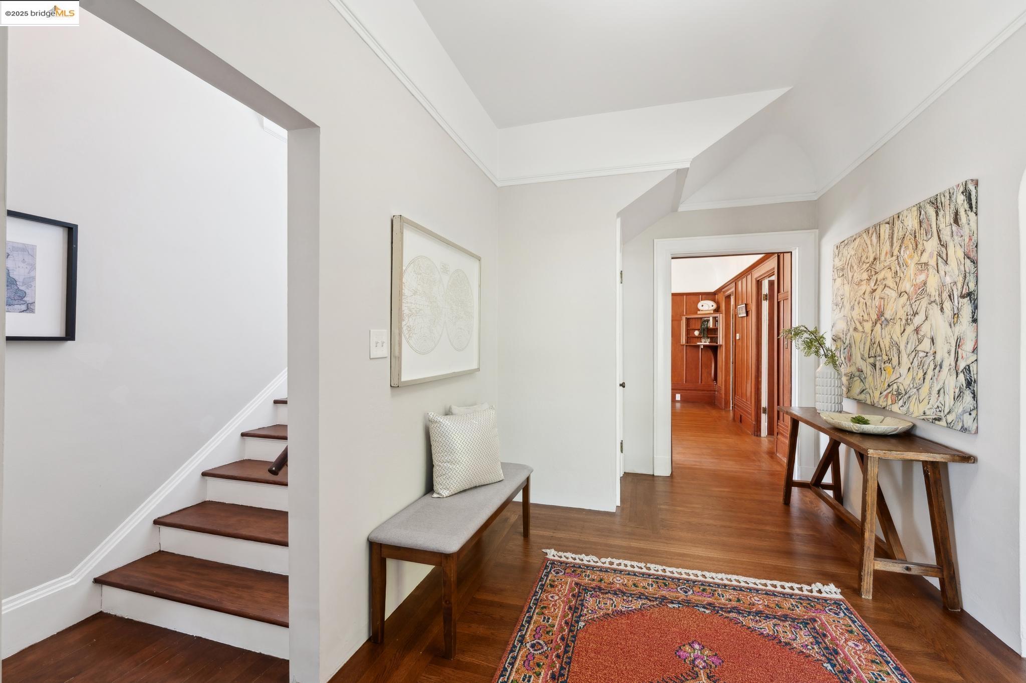 1042 Santa Clara Ave