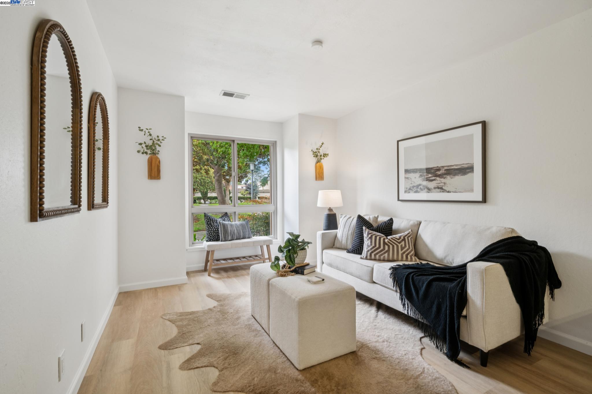 3344 Solomon Ln