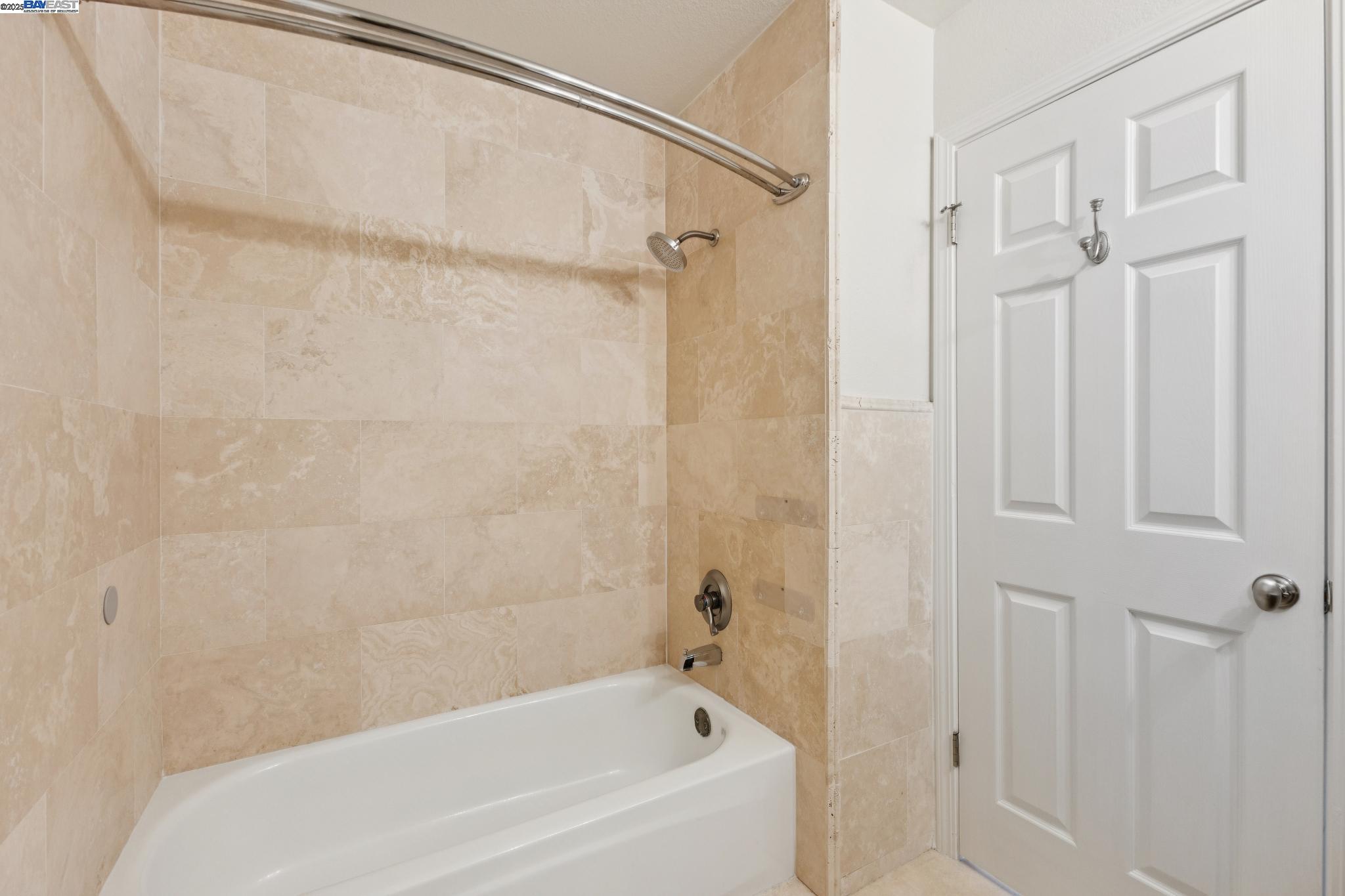 1839 Kofman Pkwy, Alameda