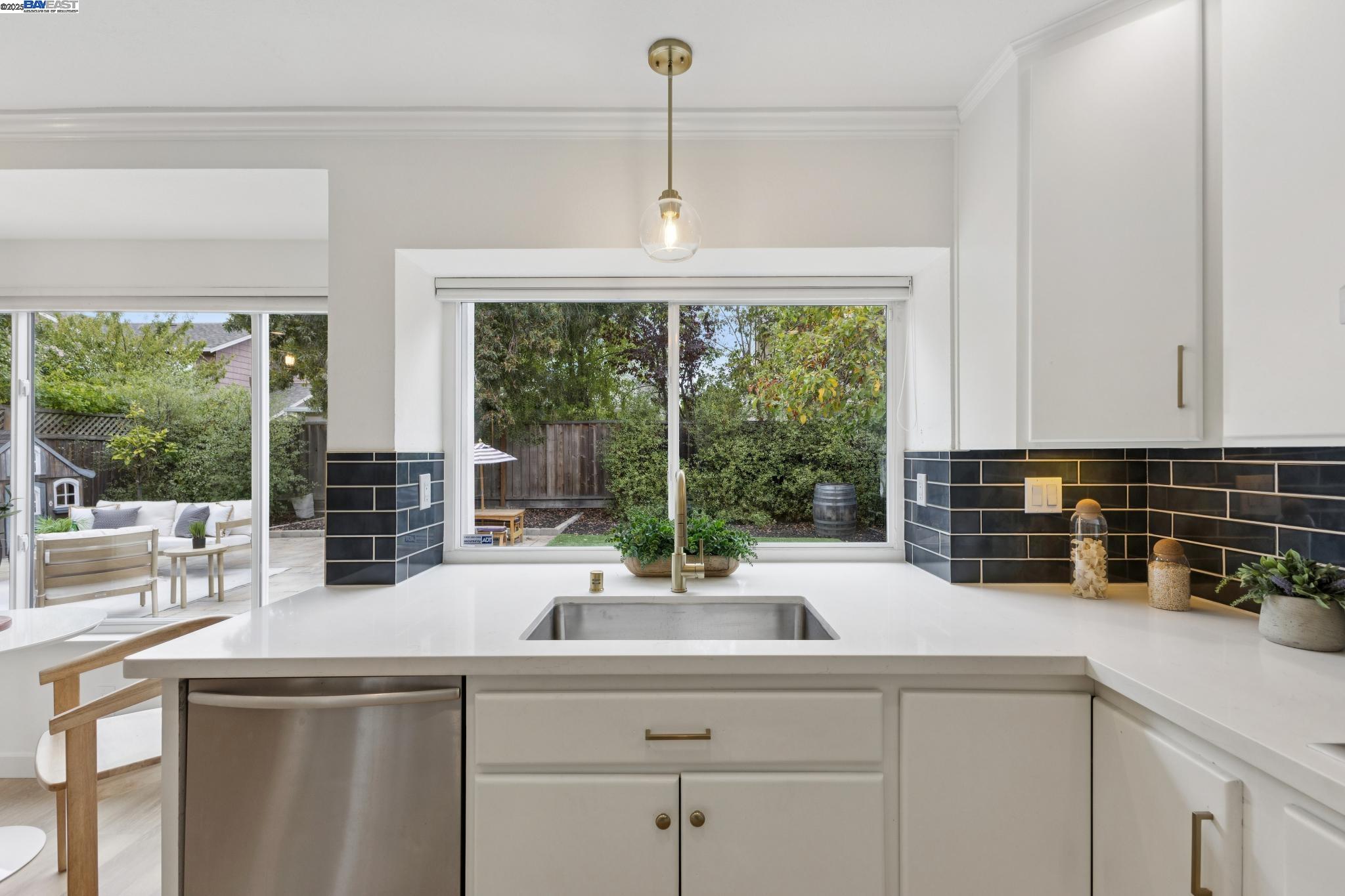 1839 Kofman Pkwy, Alameda