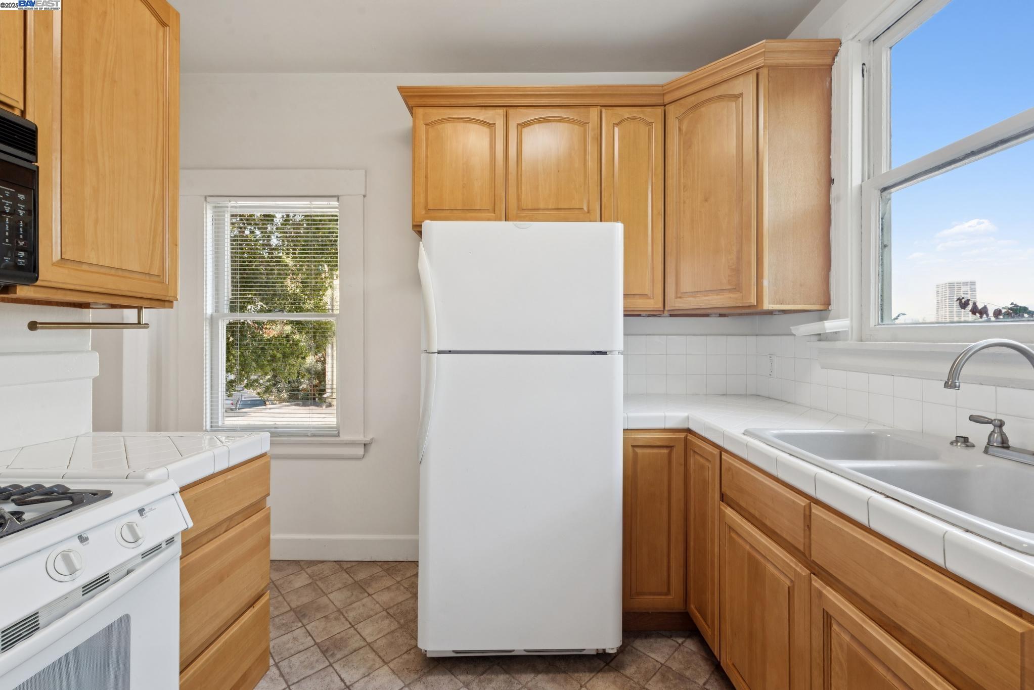 1501-7 First Ave., Oakland