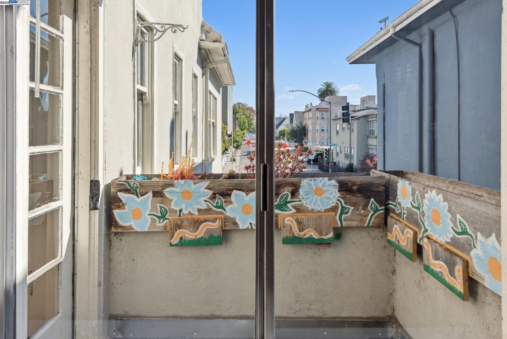 1501-7 First Ave., Oakland