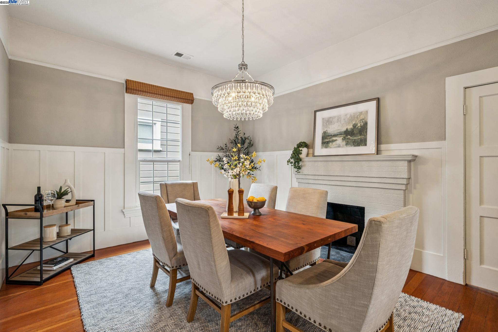 2151 Alameda Avenue, Alameda