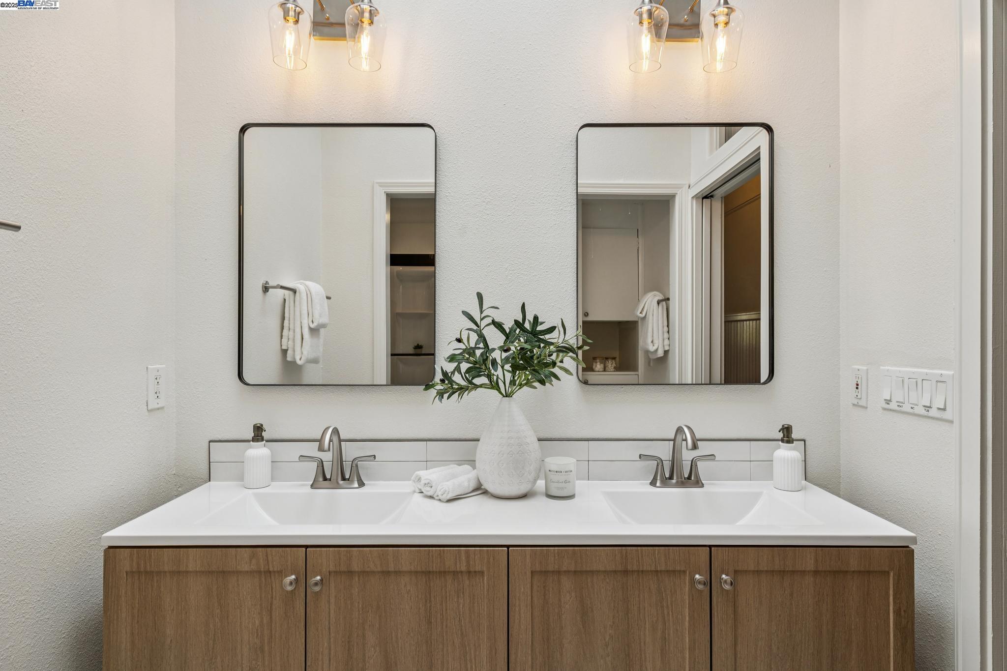 2151 Alameda Avenue, Alameda