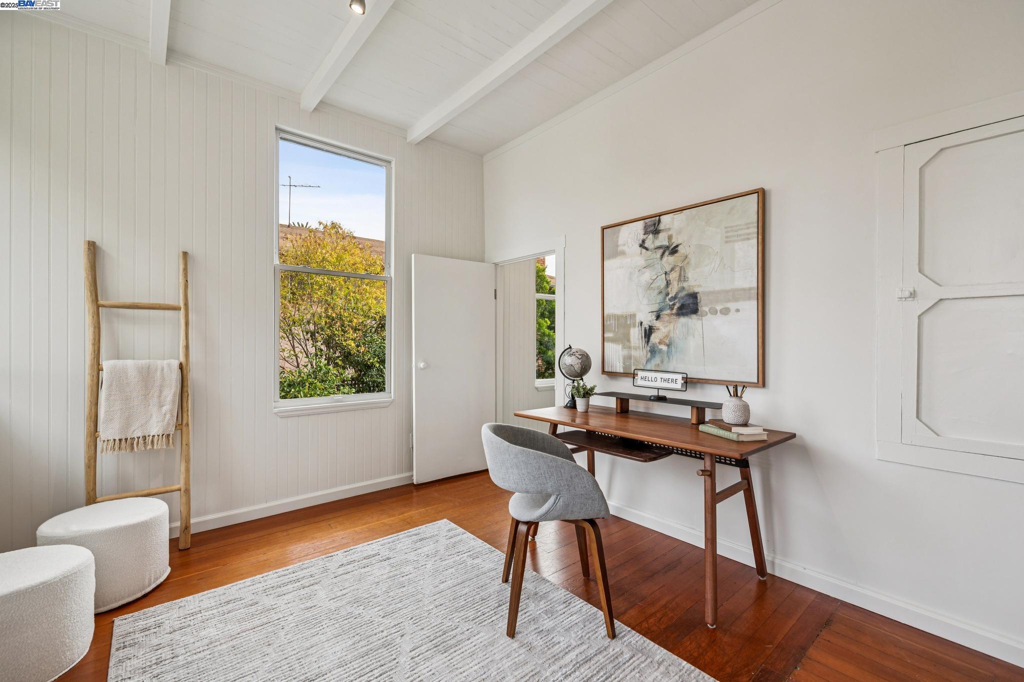 2151 Alameda Avenue, Alameda