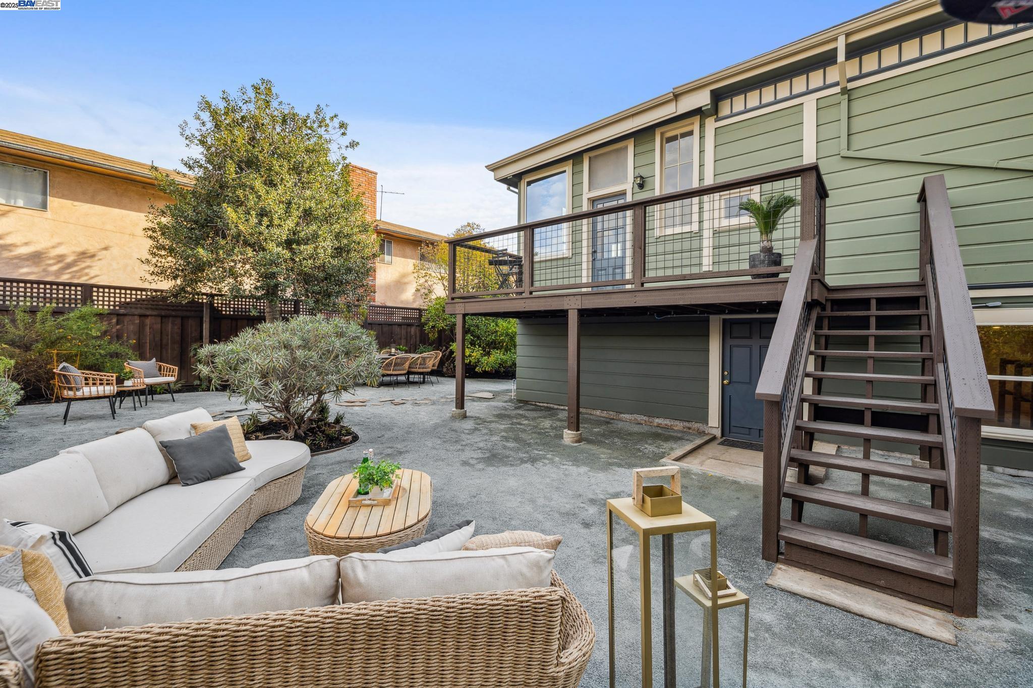 2151 Alameda Avenue, Alameda