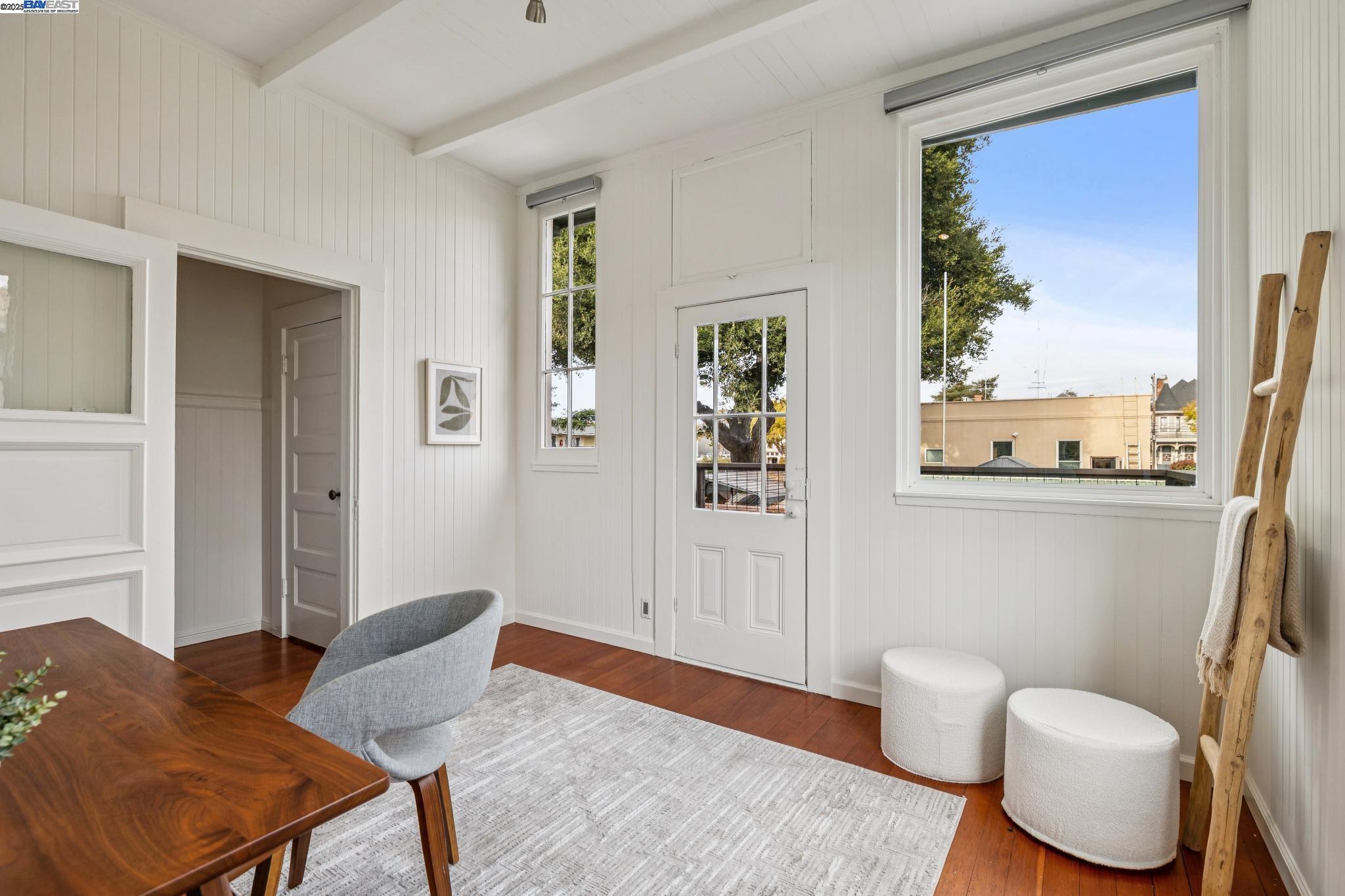 2151 Alameda Avenue, Alameda