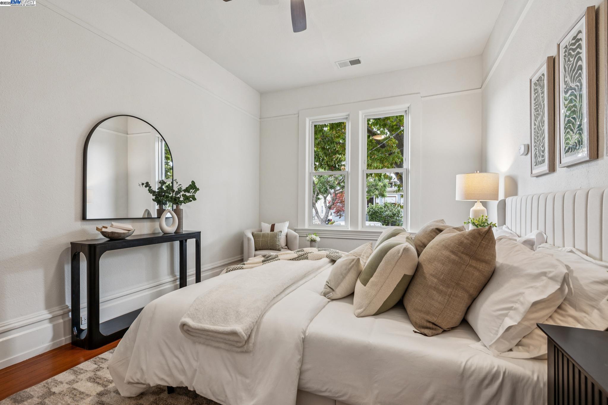 2151 Alameda Avenue, Alameda