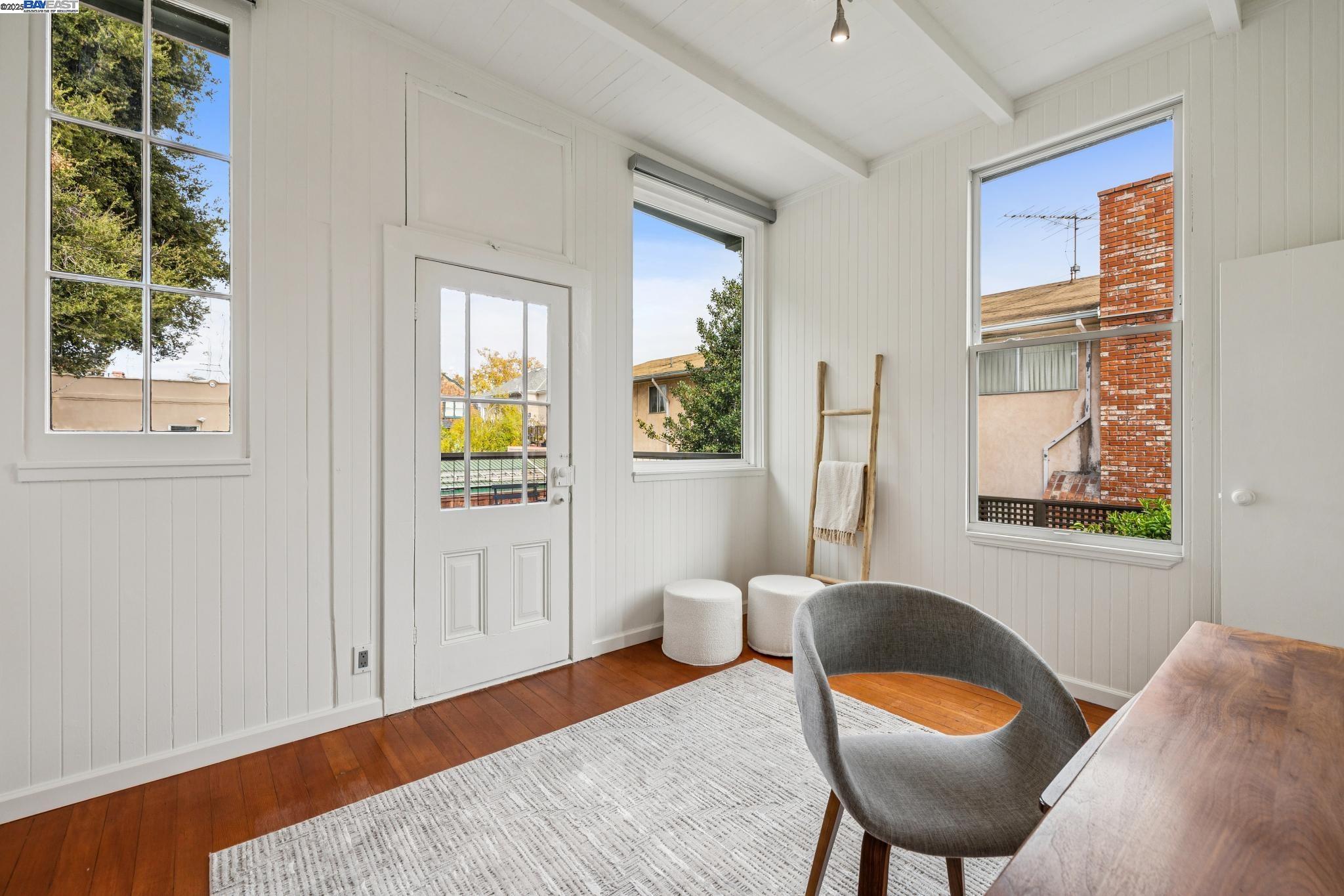 2151 Alameda Avenue, Alameda