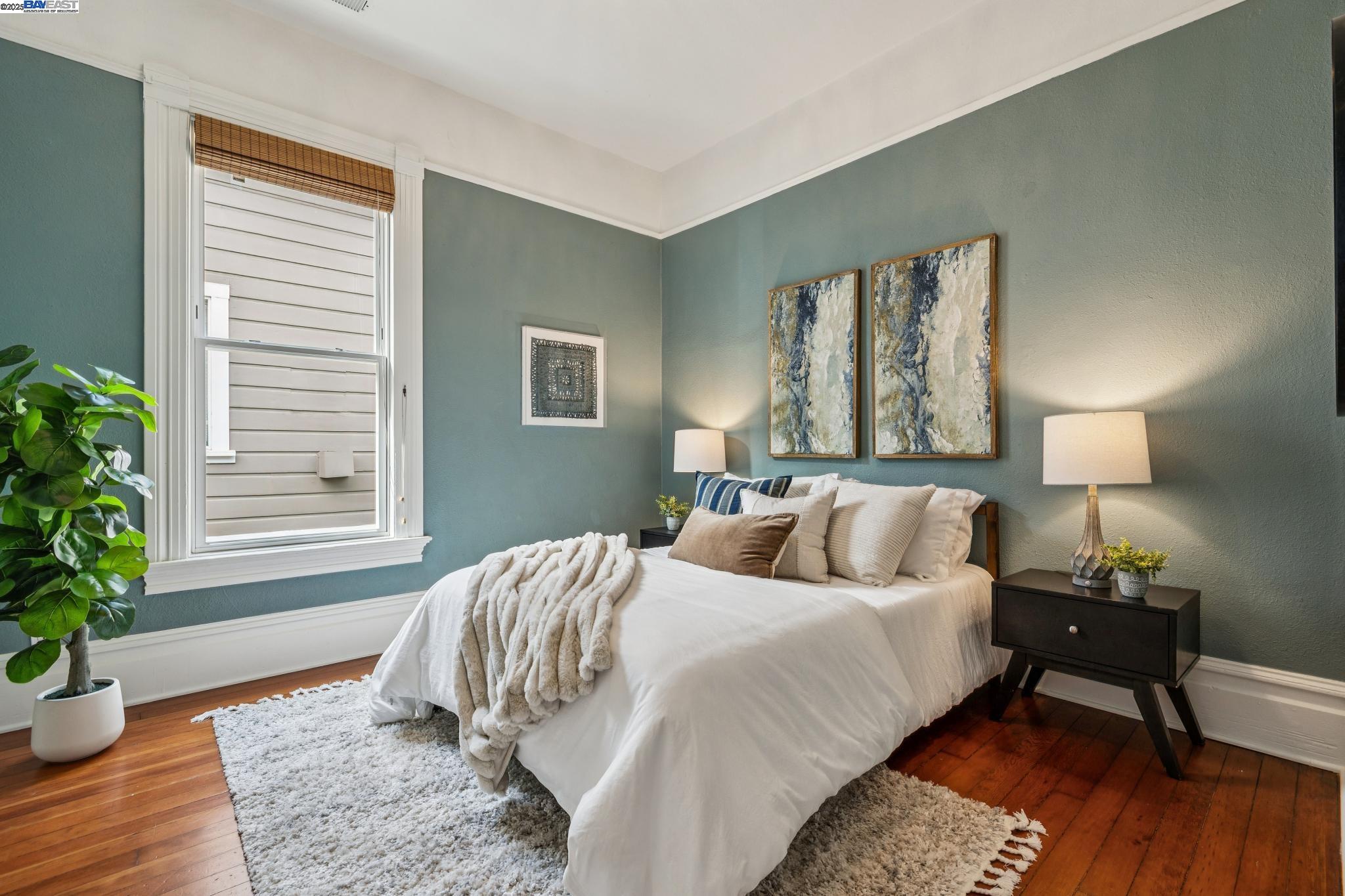 2151 Alameda Avenue, Alameda