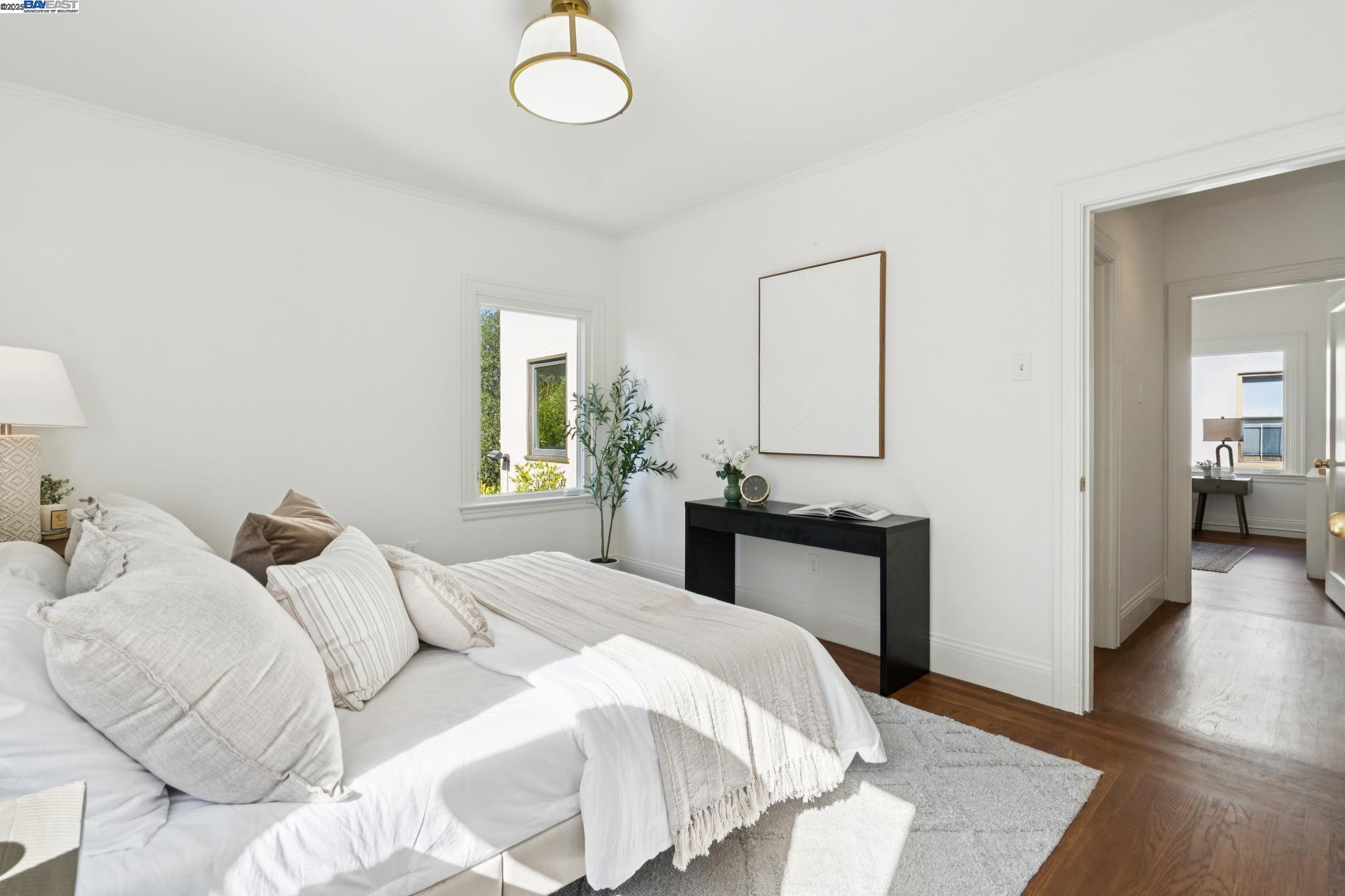 1831 Harvard Dr, Alameda