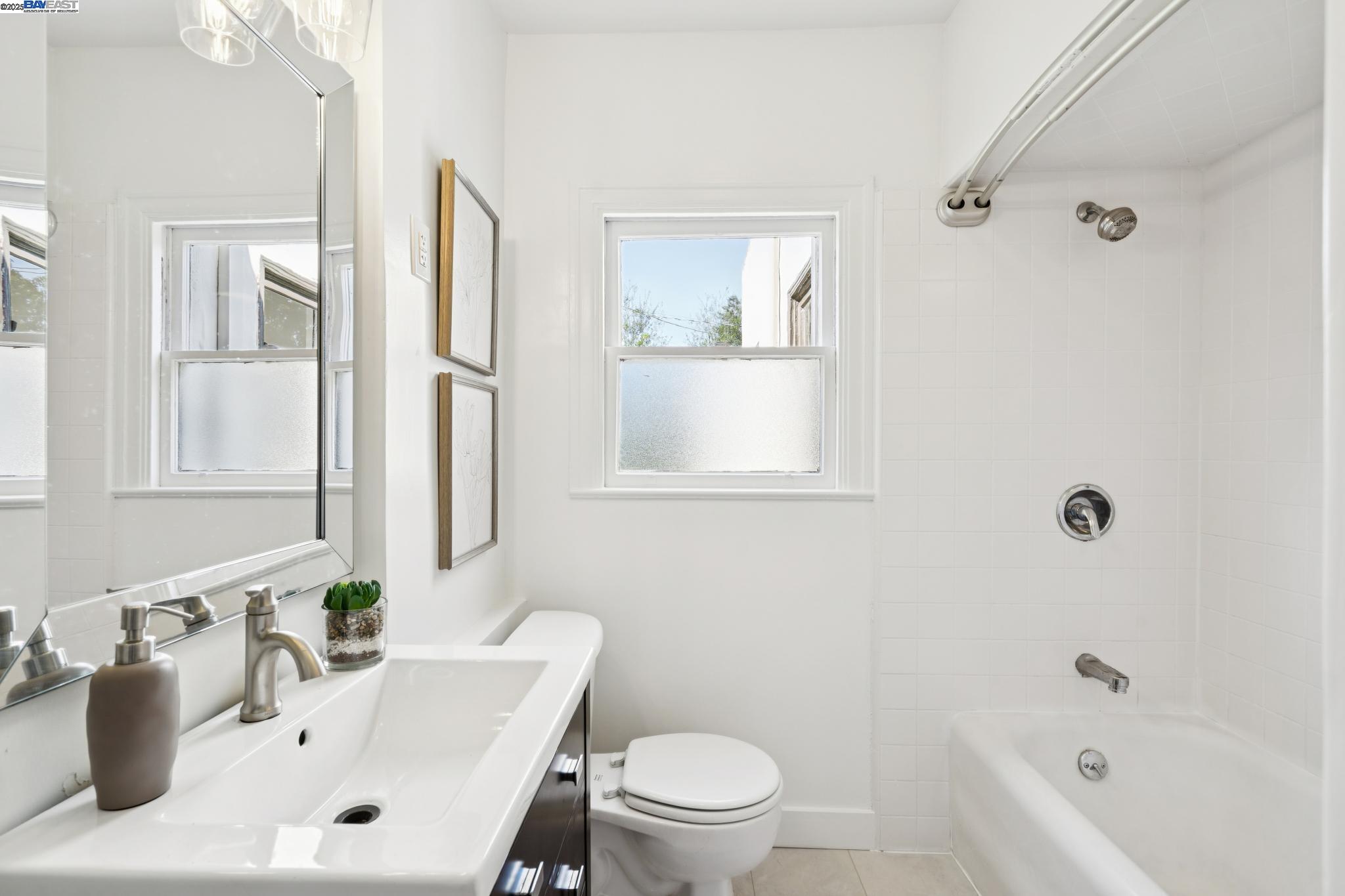 1831 Harvard Dr, Alameda