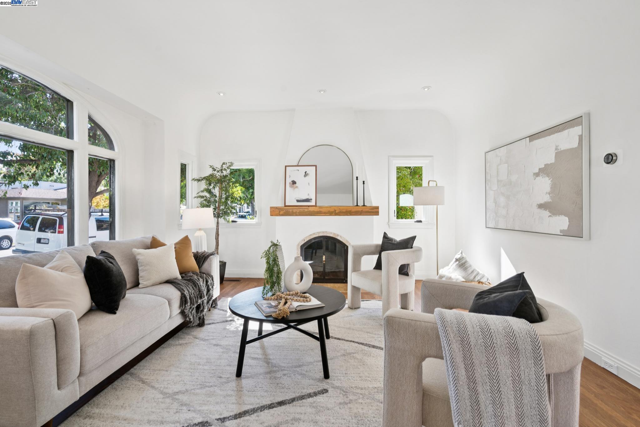 1831 Harvard Dr, Alameda