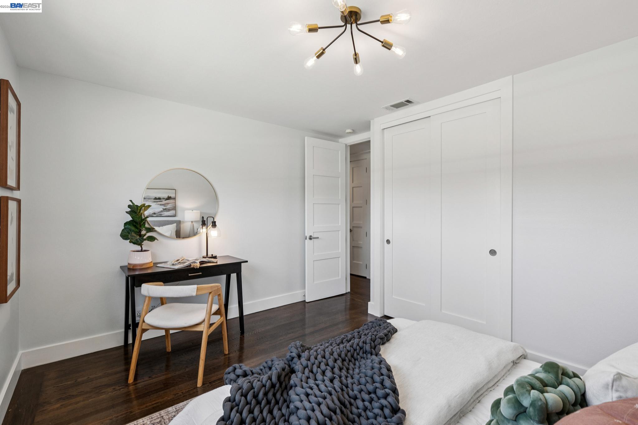 2917 Waterton