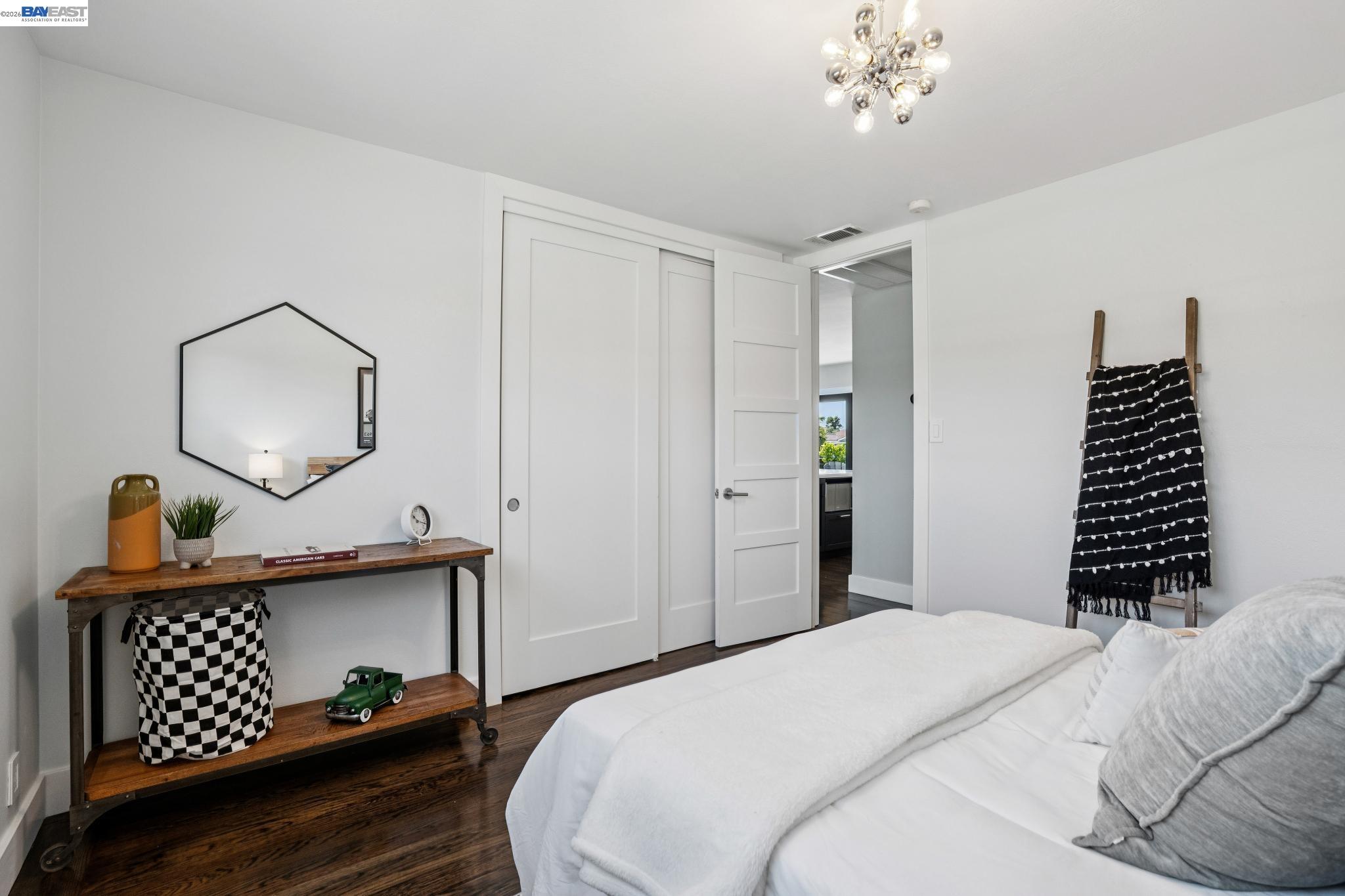 2917 Waterton