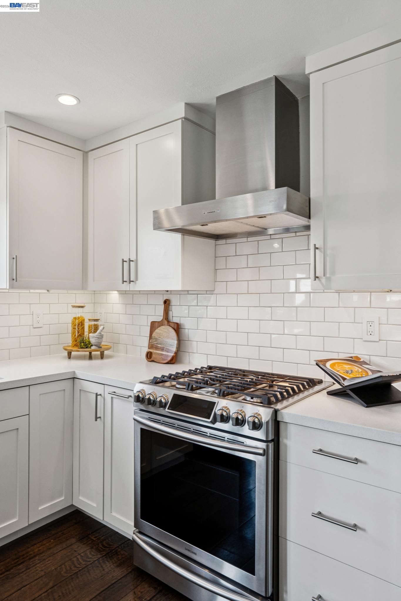 2917 Waterton