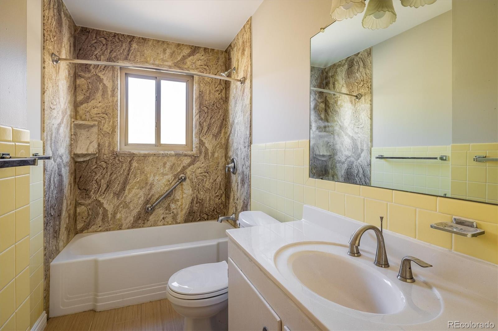 215 Lookout View Court