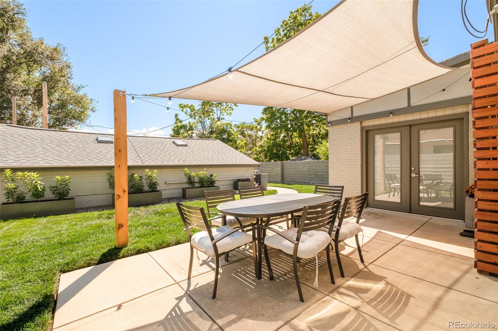 3320 W 33rd Avenue