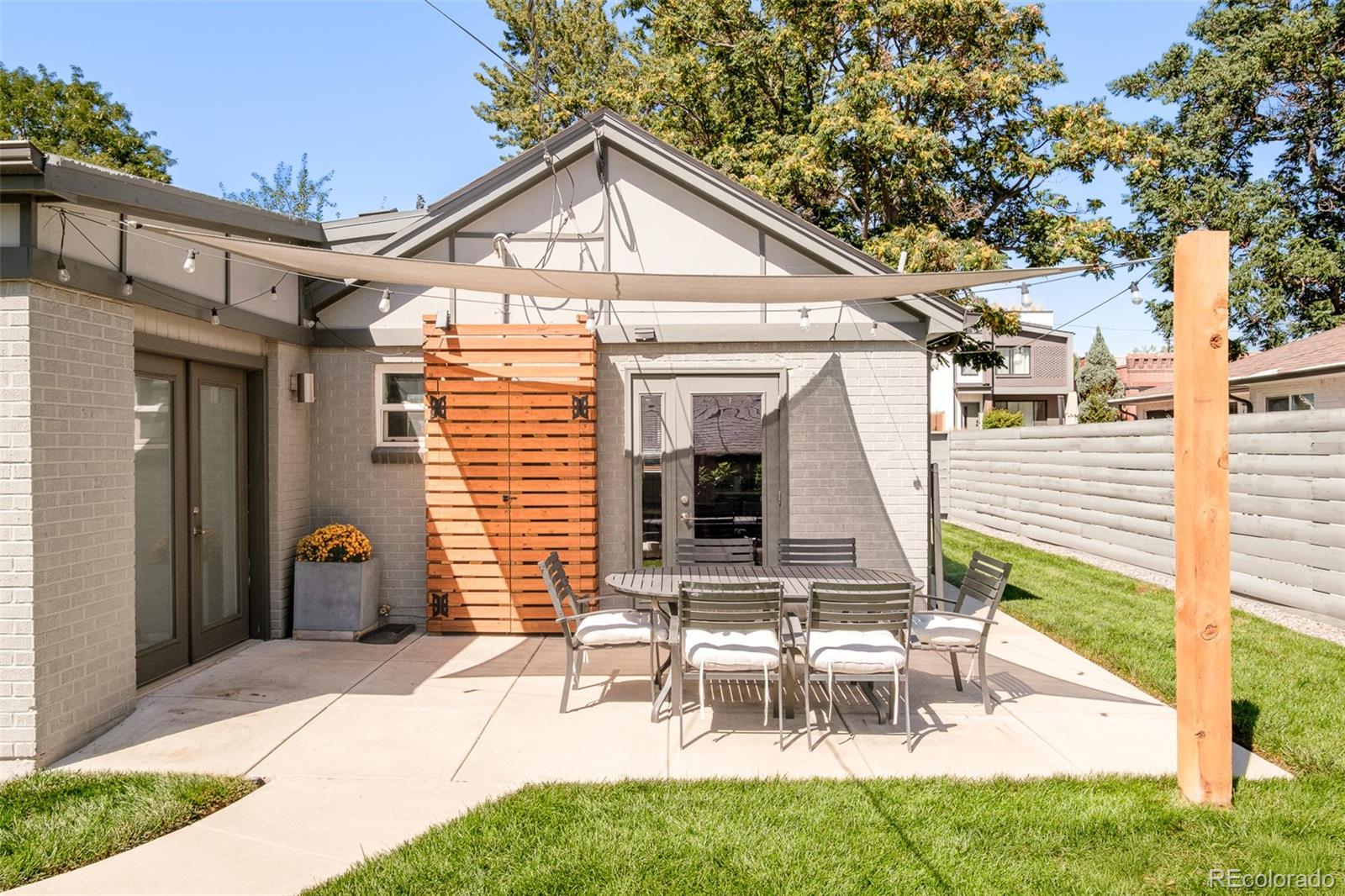 3320 W 33rd Avenue