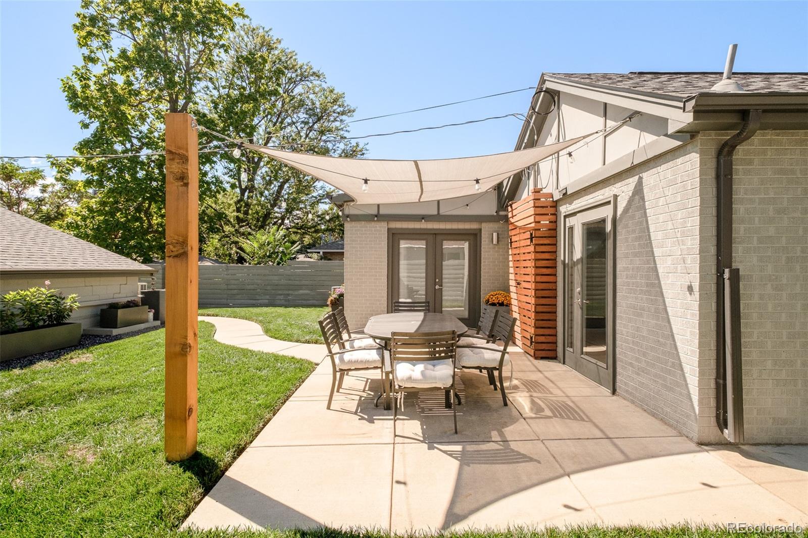 3320 W 33rd Avenue