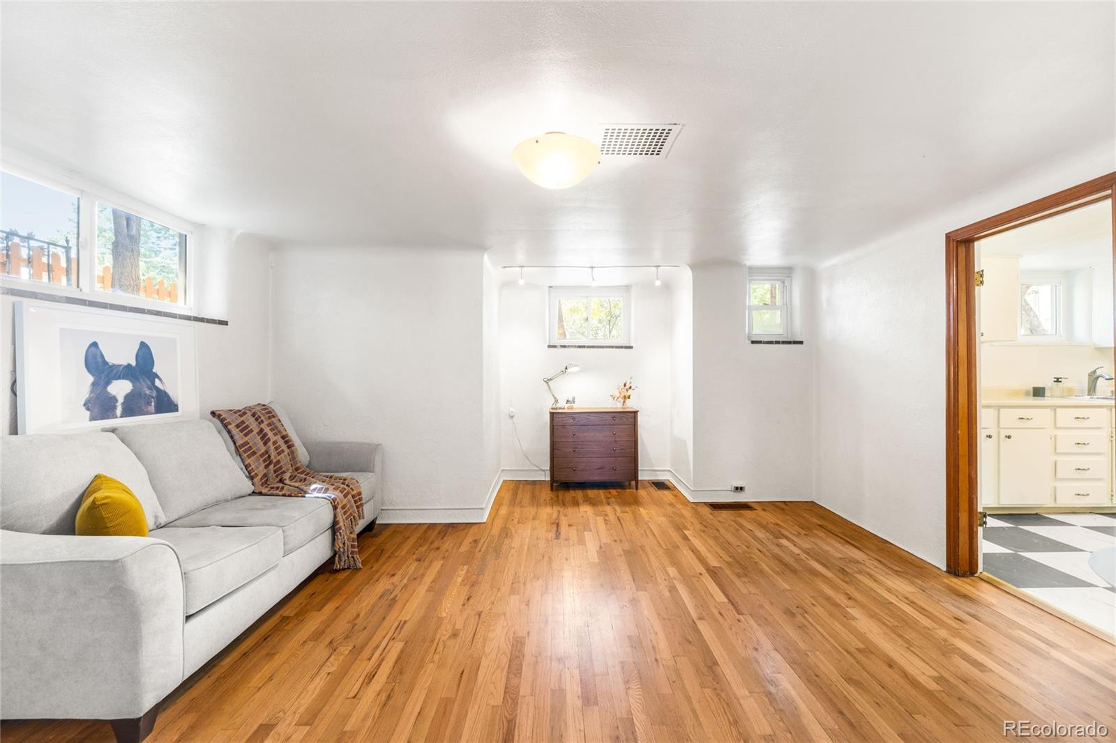 173 W Bayaud Avenue