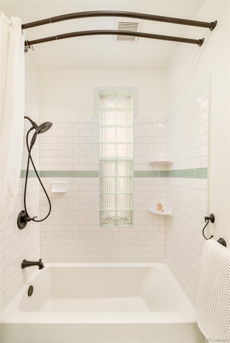 9 S Pennsylvania Street