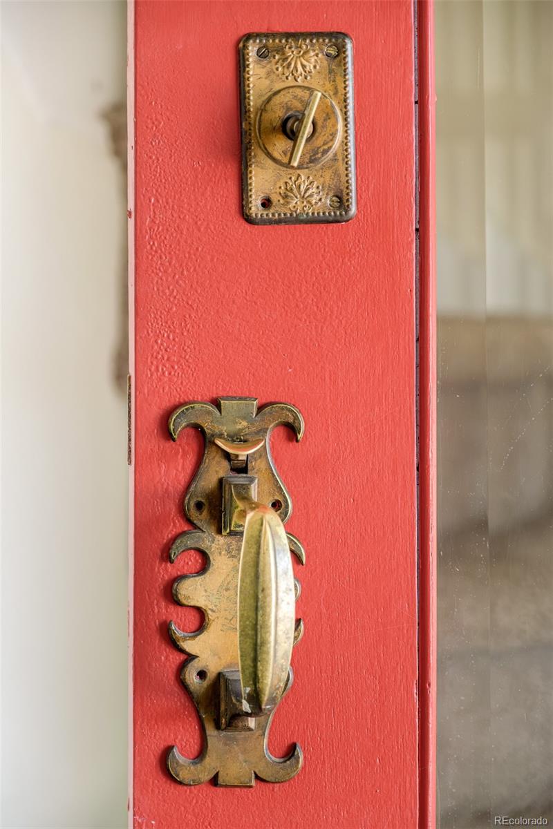 9 S Pennsylvania Street