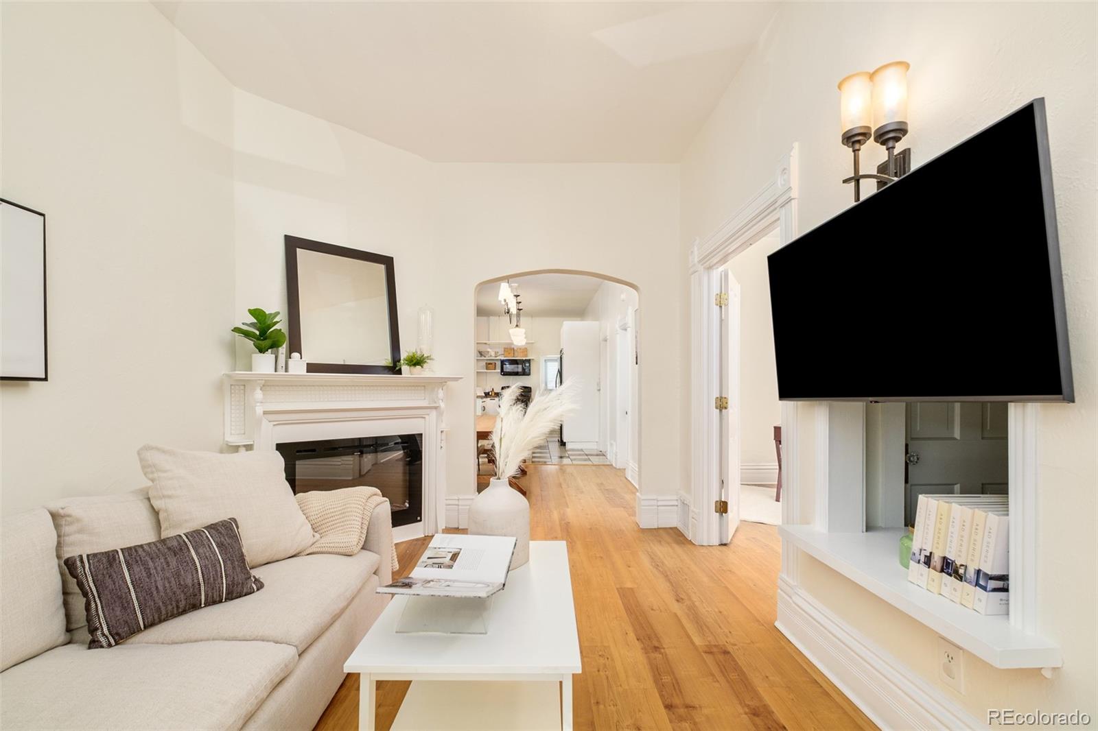 9 S Pennsylvania Street