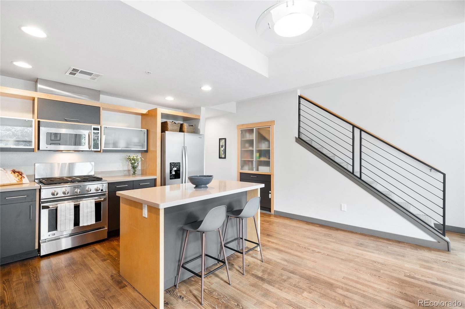 2900 Wyandot Street Unit: 106