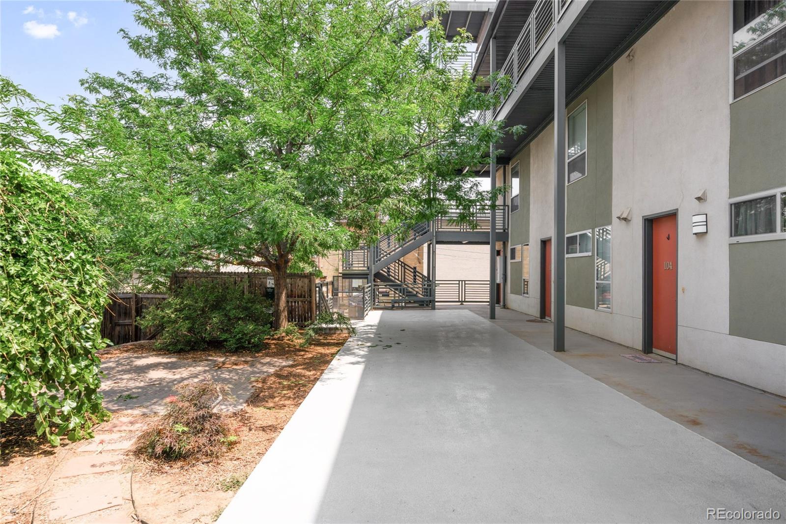 2900 Wyandot Street Unit: 106