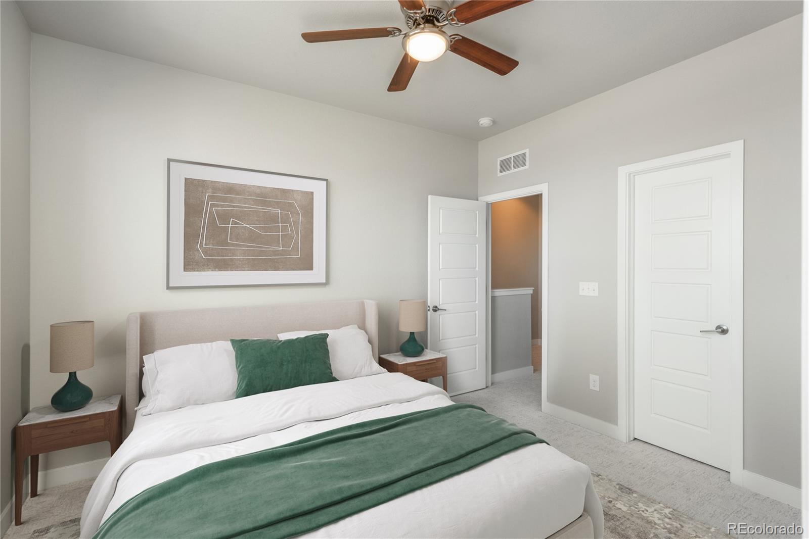 630 E Hinsdale Avenue