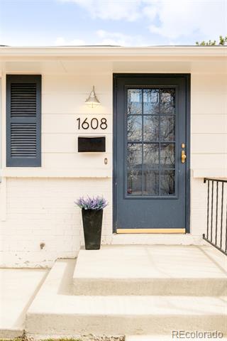 1608 Longs Peak Drive