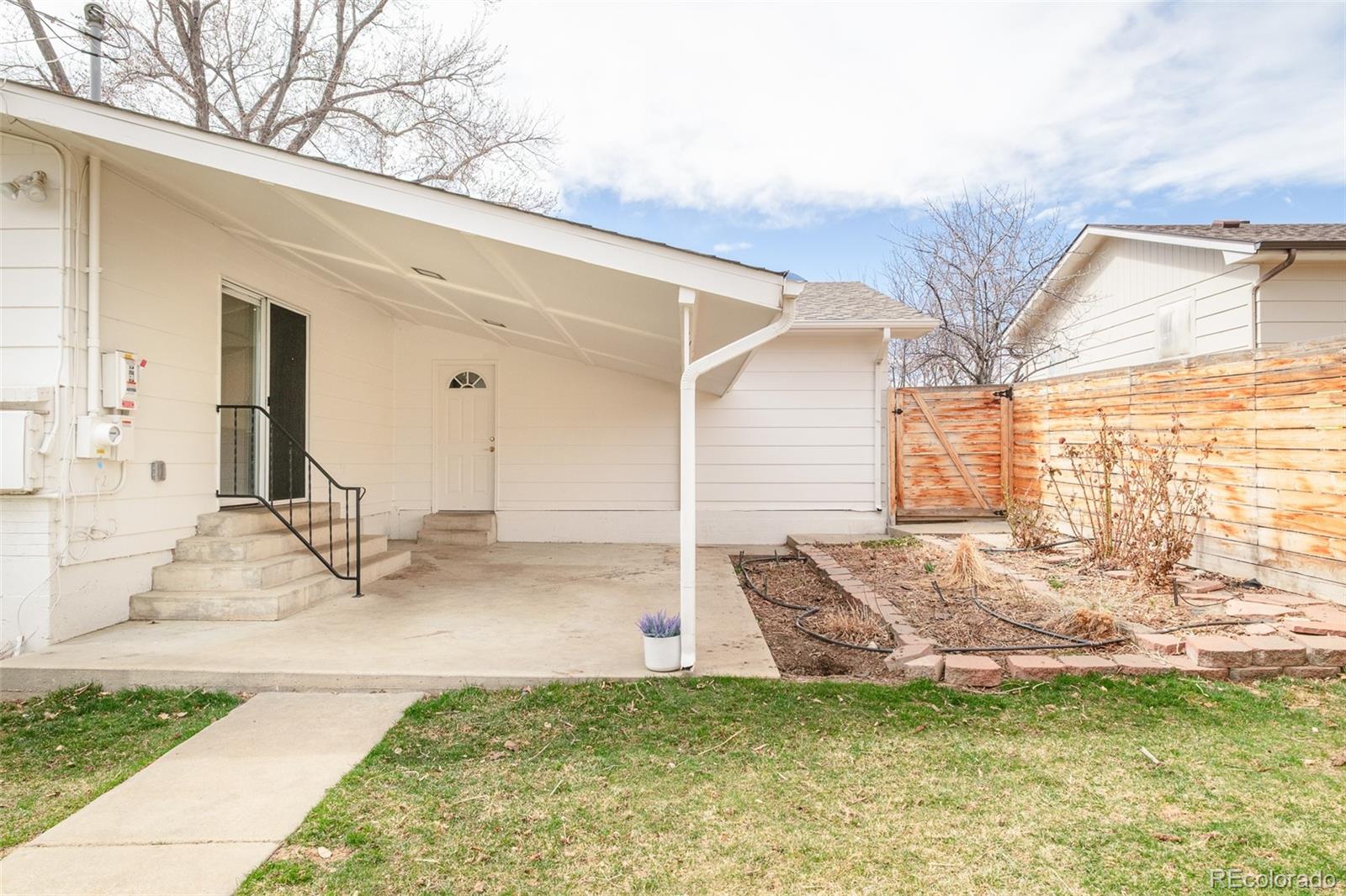 1608 Longs Peak Drive