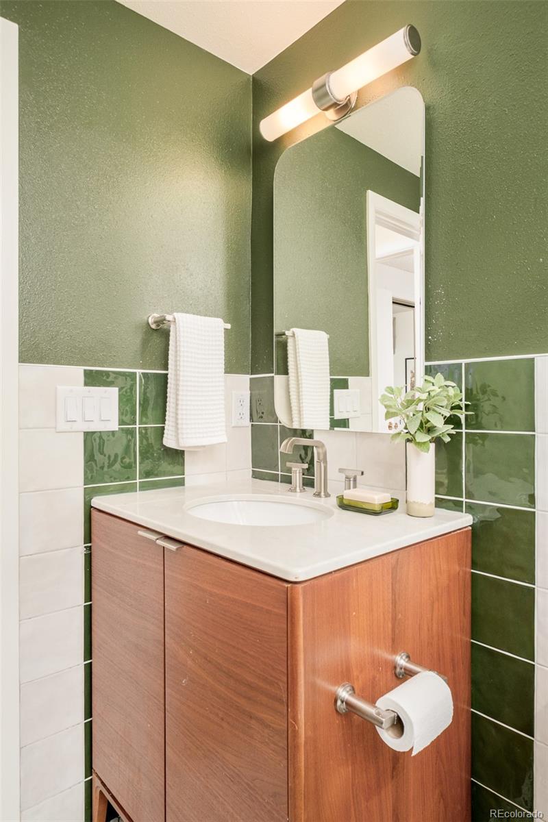 1608 Longs Peak Drive