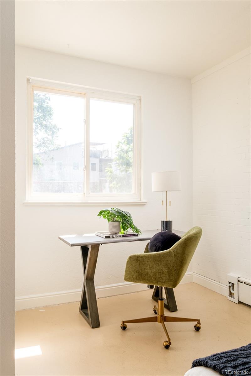 2545 Zenobia Street