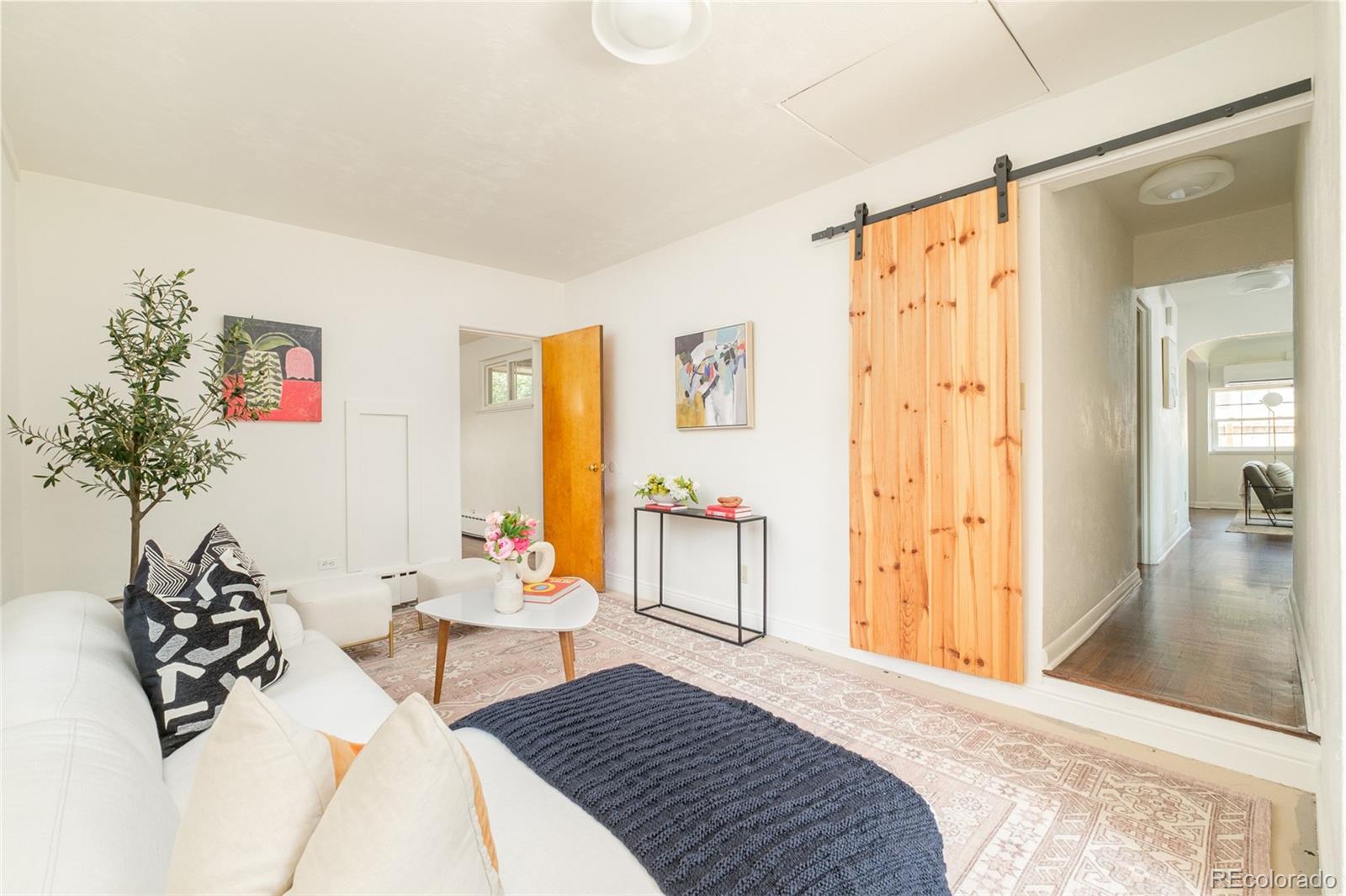 2545 Zenobia Street