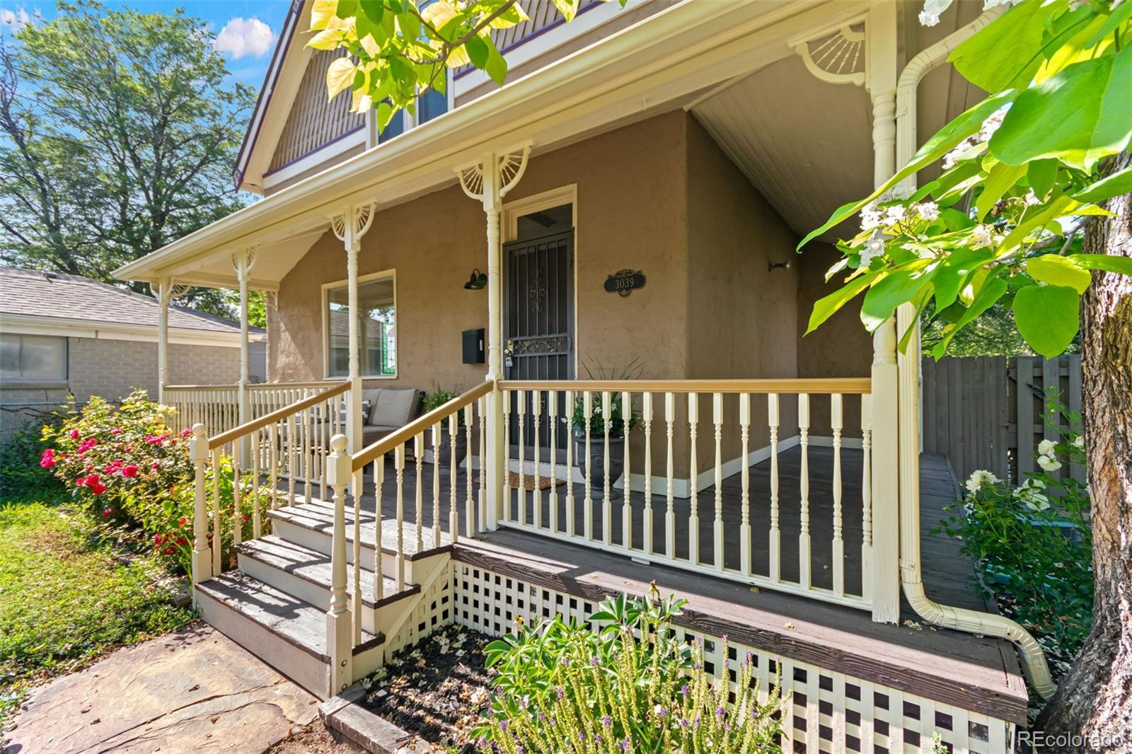 3039 W 22nd Avenue