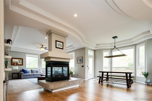 444 Mesa View Way